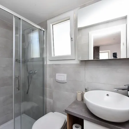 Mobilheim Direkt Am By Interhome شقة أوغليان
