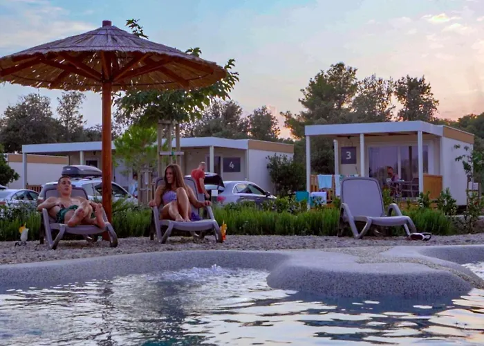 Mobilheim Direkt Am By Interhome 아파트